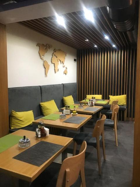 Hotel Kardinal Blagoevgrad Esterno foto